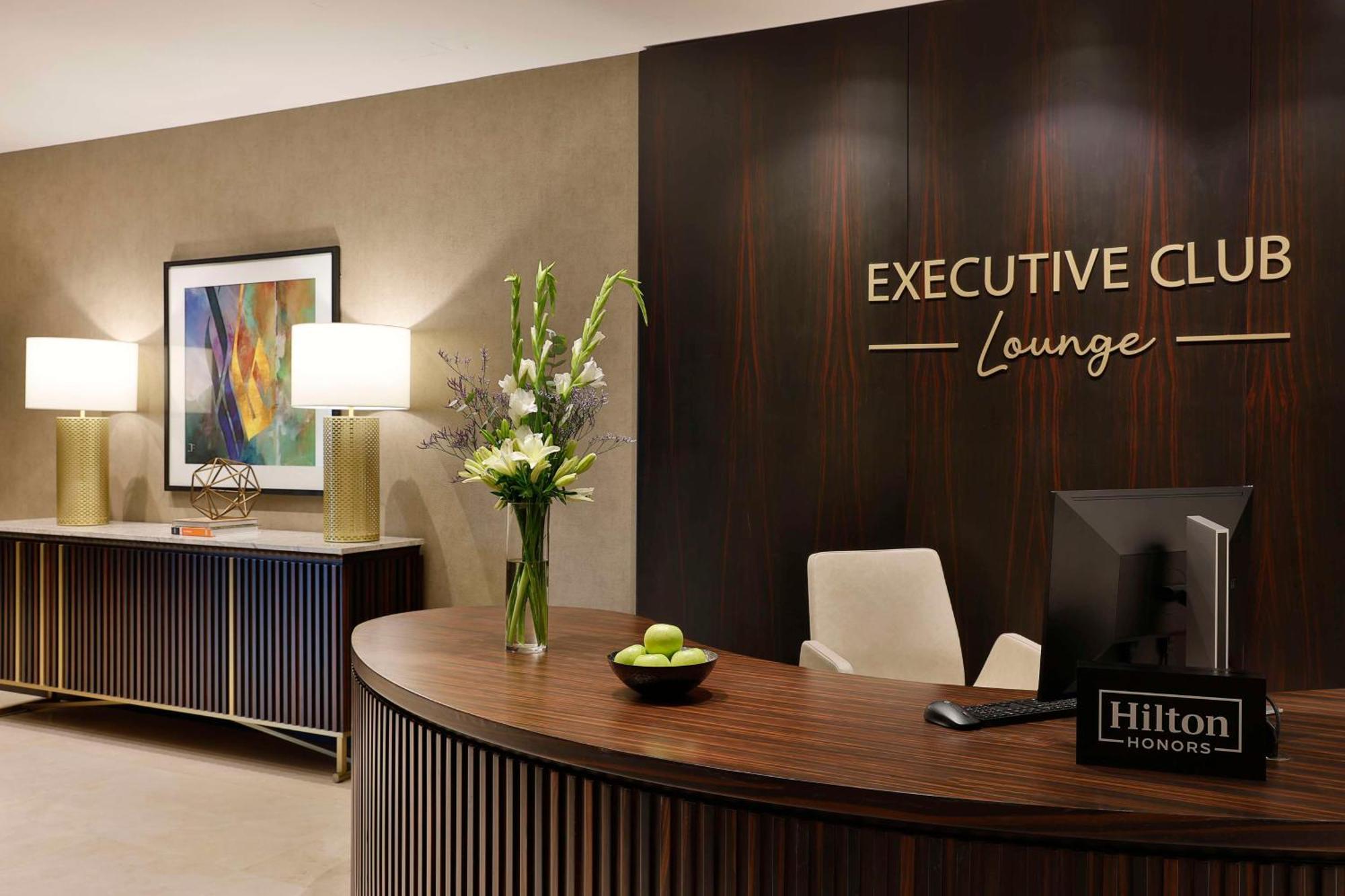 Hilton Riyadh Olaya Exteriör bild